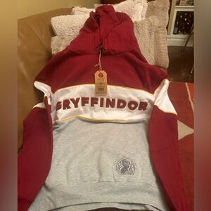 NWT Harry Potter GRYFFINDOR Hoodie Sweatshirt Size XL